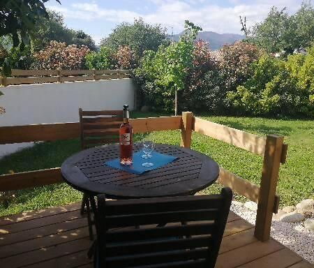 Appartement De Vacances A La Campagne Saint-Jean-Pla-de-Corts 外观 照片